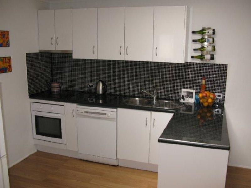 2/32 Mildura Drive, Helensvale QLD 4212