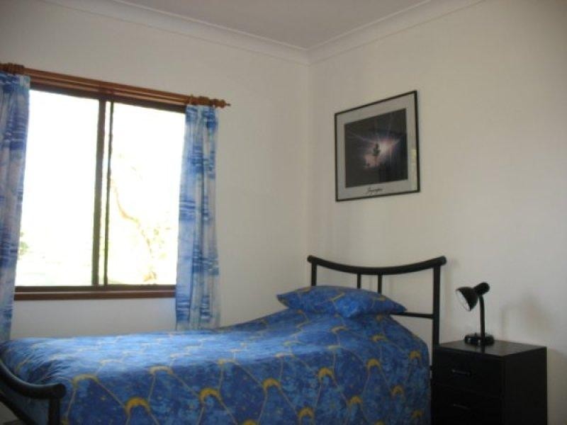 24 Watersedge Ave, Basin View NSW 2540