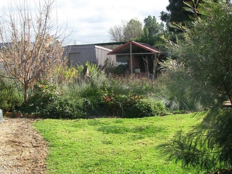 86 Lewis Street, Coolamon NSW 2701