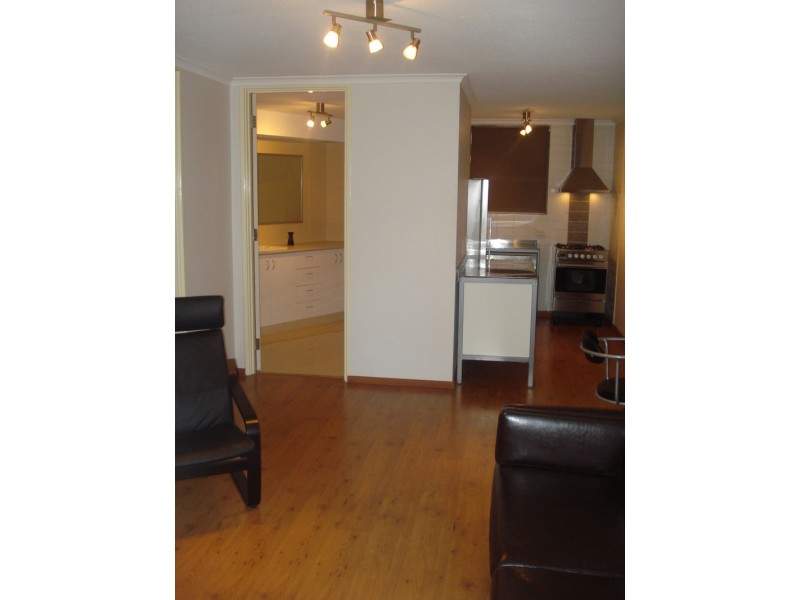 6a/19 Herdsman Parade, Wembley WA 6014