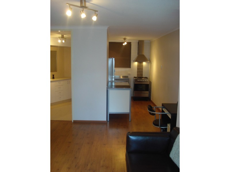 6a/19 Herdsman Parade, Wembley WA 6014