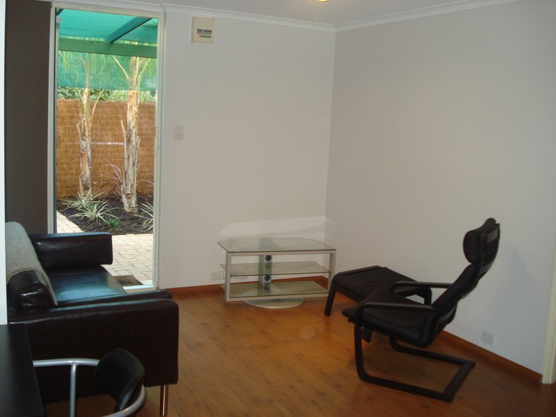 6a/19 Herdsman Parade, Wembley WA 6014