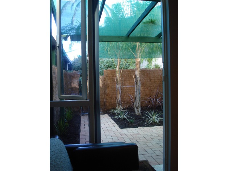 6a/19 Herdsman Parade, Wembley WA 6014