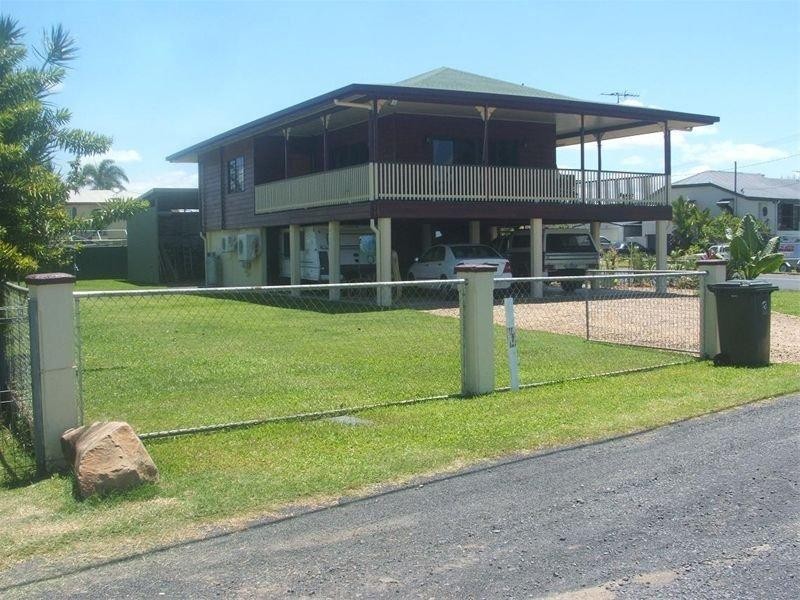 62 Esplanade, Innisfail QLD 4860