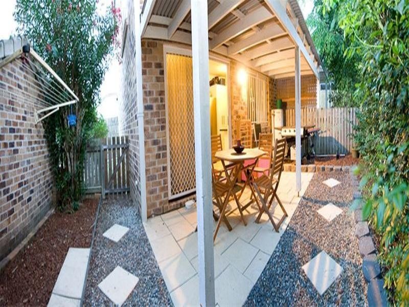 1/12 Sammells Drive, Chermside QLD 4032