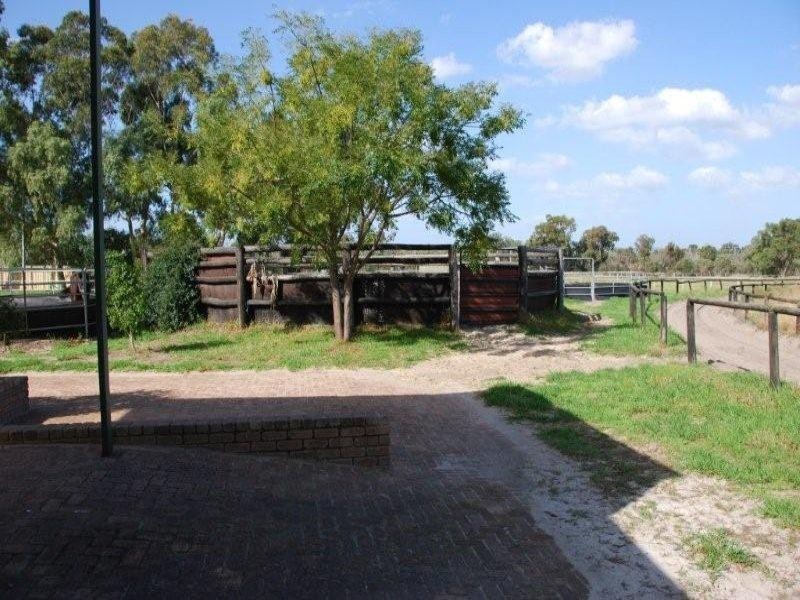 55 Henley Street, Henley Brook WA 6055