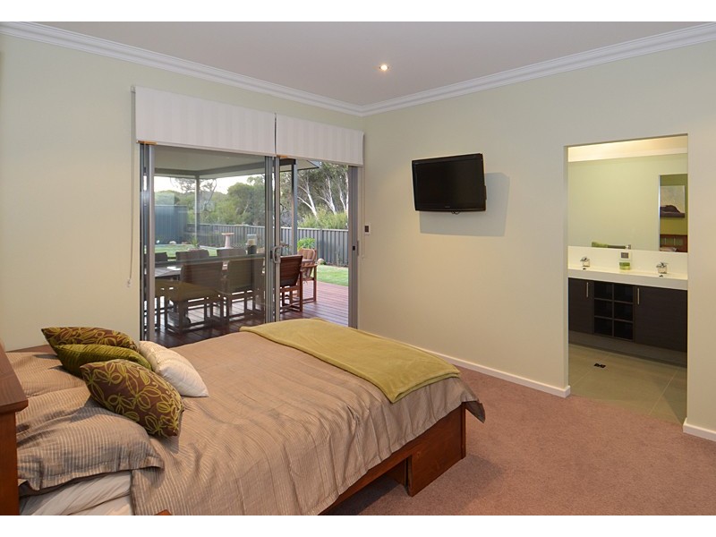 37 Martindale Drive, Dunsborough WA 6281