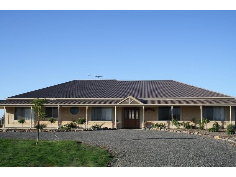 32 Loddon Road, Murray Bridge SA 5253