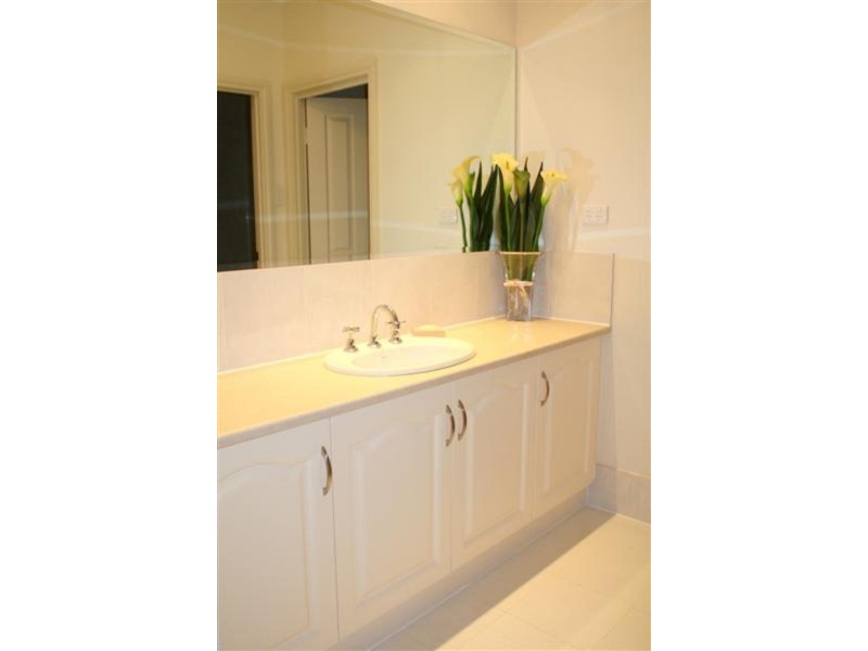 32 Loddon Road, Murray Bridge SA 5253