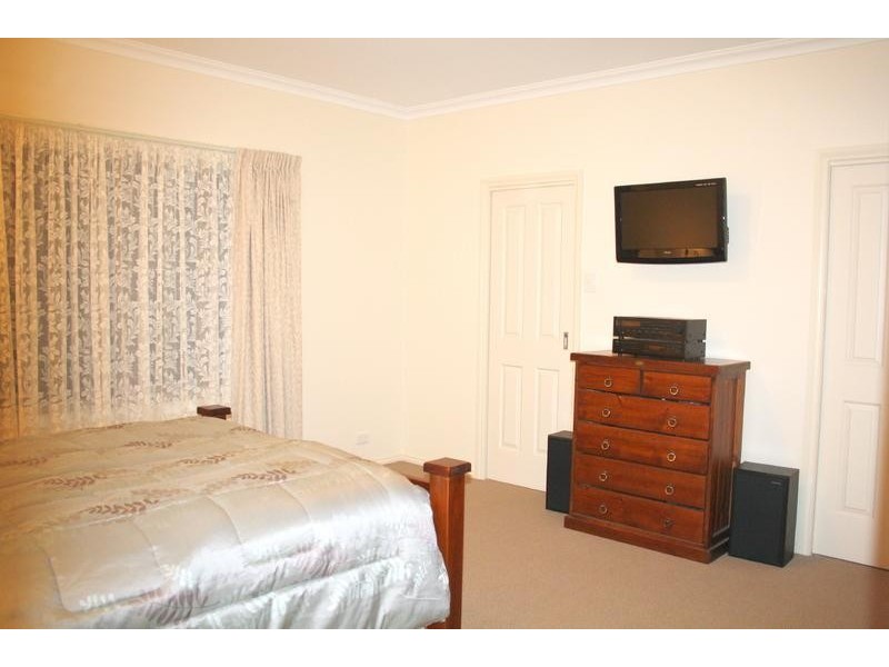 32 Loddon Road, Murray Bridge SA 5253