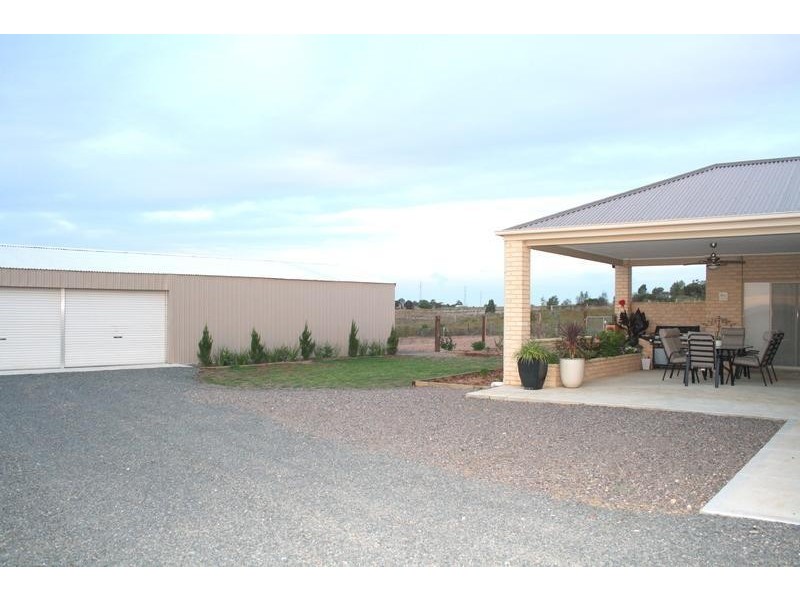 32 Loddon Road, Murray Bridge SA 5253