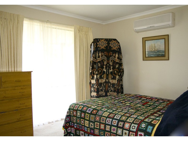 33 Butterworth St, Castlemaine VIC 3450