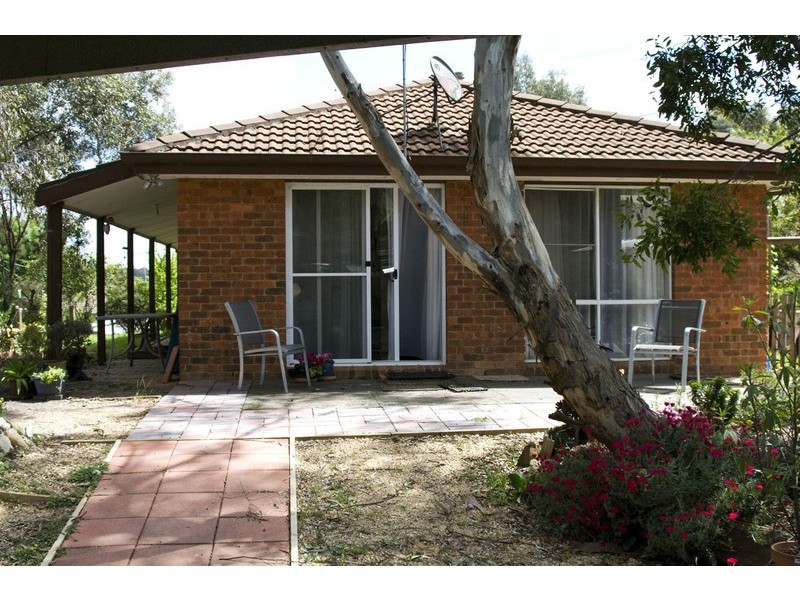 33 Butterworth St, Castlemaine VIC 3450