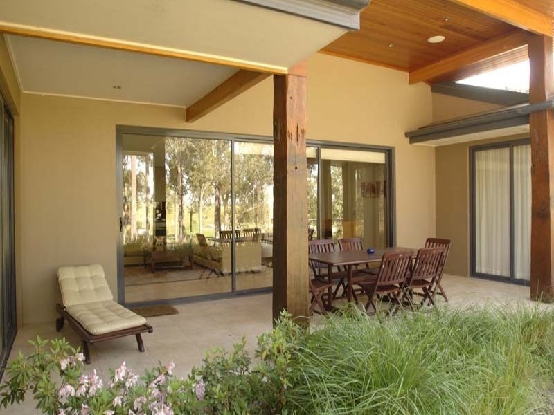8  Ironbark Drive, Pokolbin NSW 2320