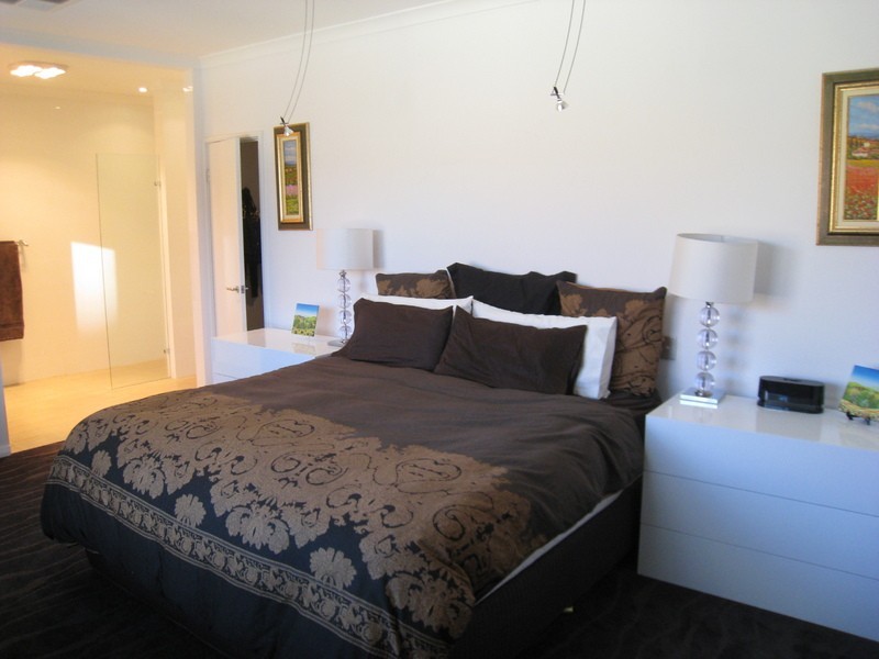 11 Lindsay Street, Perth WA 6000