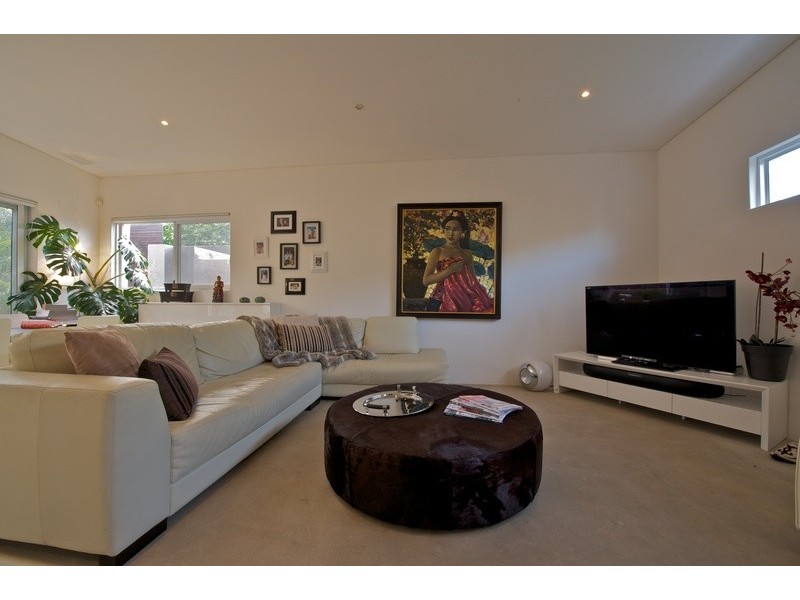 28A Windsor St, Perth WA 6000