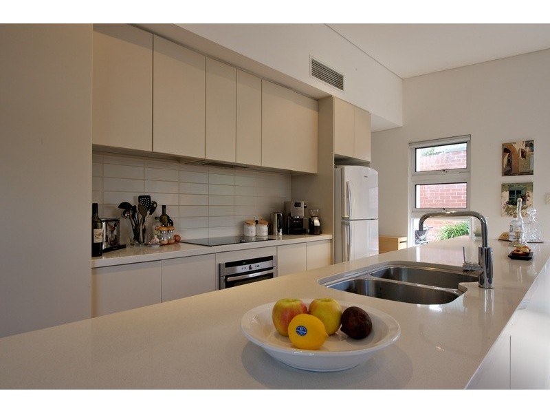 28A Windsor St, Perth WA 6000