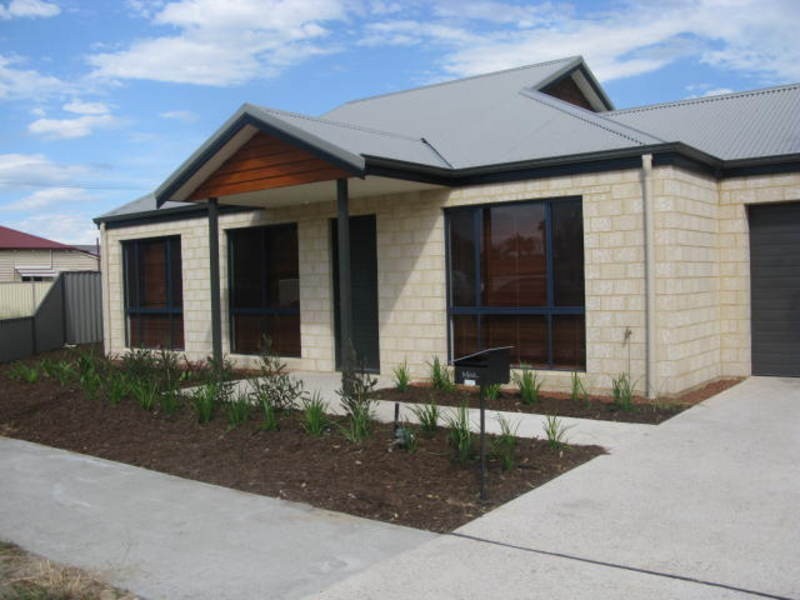 269 George St, Queens Park WA 6107