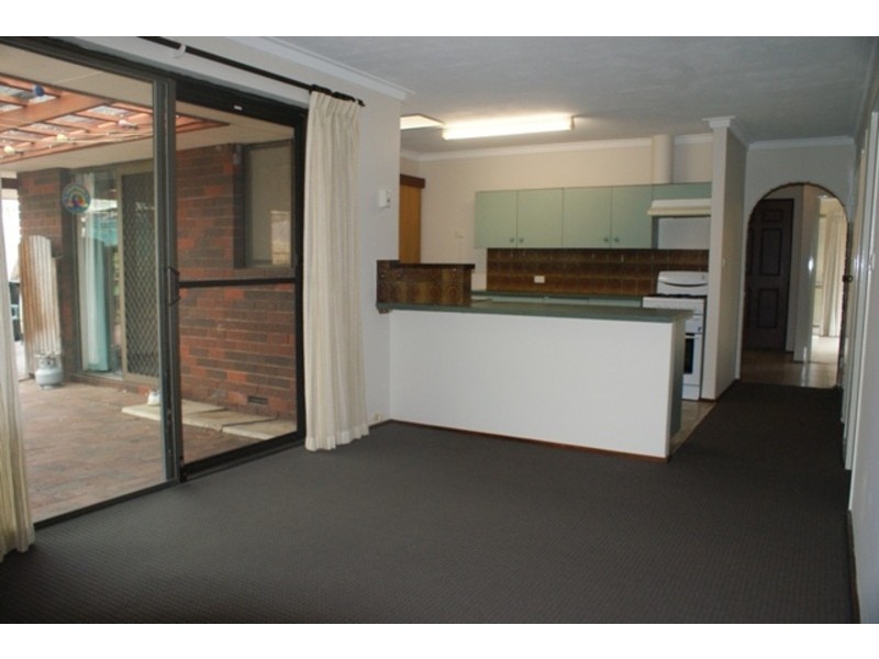 34 Orangedale Rd, Lesmurdie WA 6076