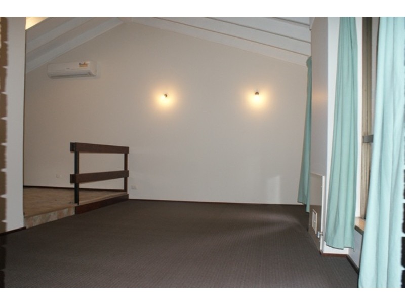 34 Orangedale Rd, Lesmurdie WA 6076