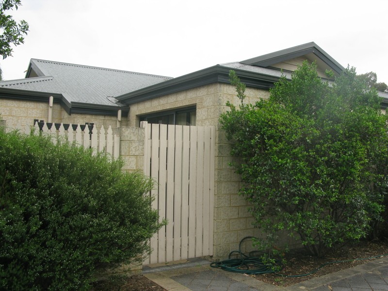 1/96 Alexander Drive, Dianella WA 6059