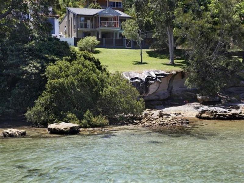 2 Bareena Street, Lilli Pilli NSW 2229