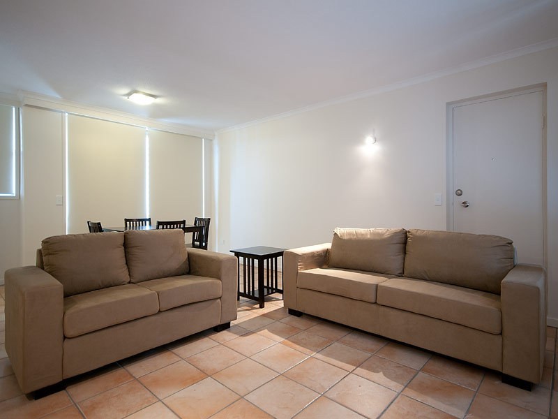 12/31 Britannia Avenue, Broadbeach QLD 4218