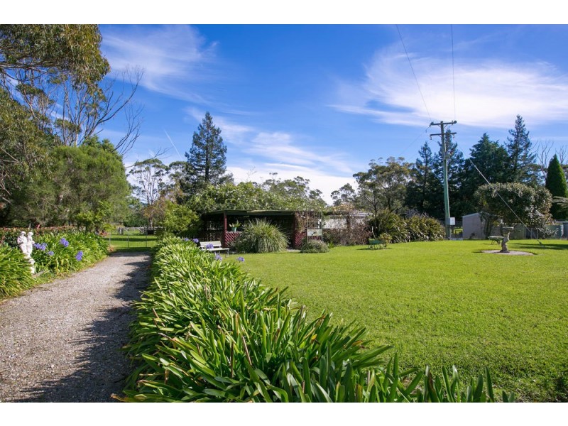 170 Lees Road, Robertson NSW 2577
