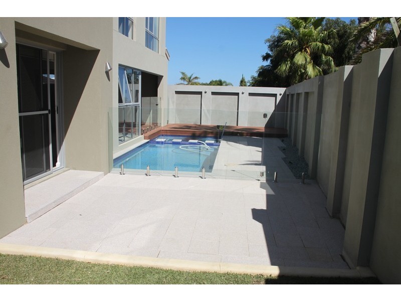 14A Broadbeach Boulevard, Hillarys WA 6025