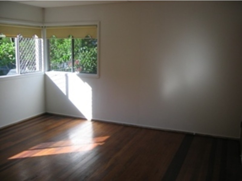 58 Djerral Avenue, Burleigh Heads QLD 4220