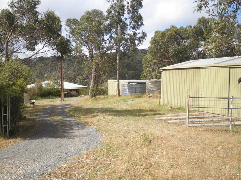 40 Brown Road, Bradbury SA 5153