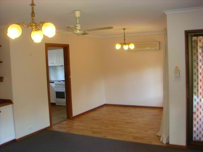 12 Avenue Road, Cumberland Park SA 5041