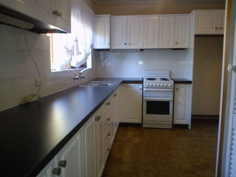 12 Avenue Road, Cumberland Park SA 5041