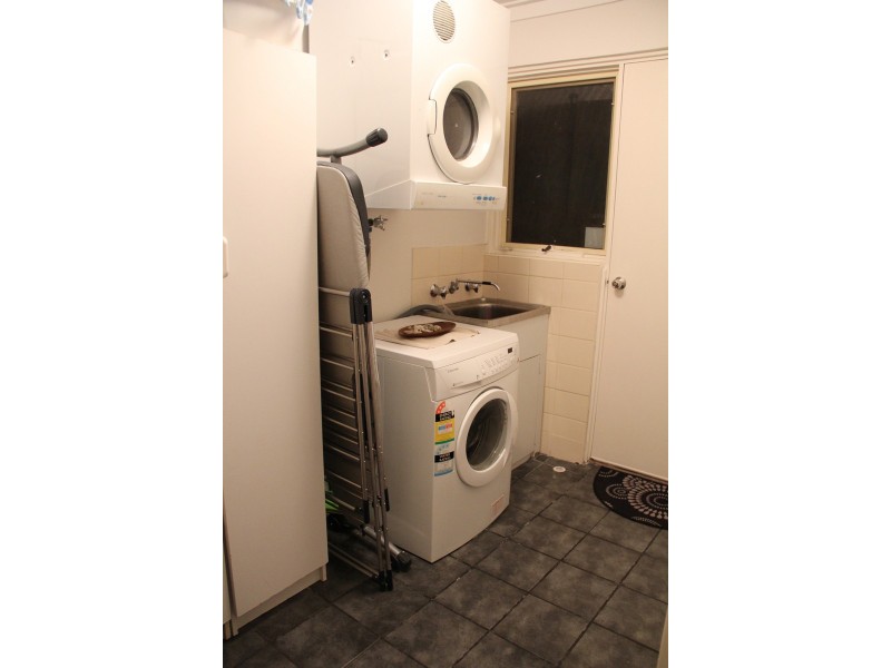 33 Keslake Way, Parkwood WA 6147