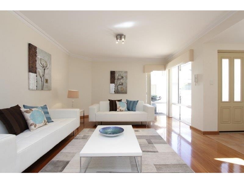 2/20 Stone Street, South Perth WA 6151