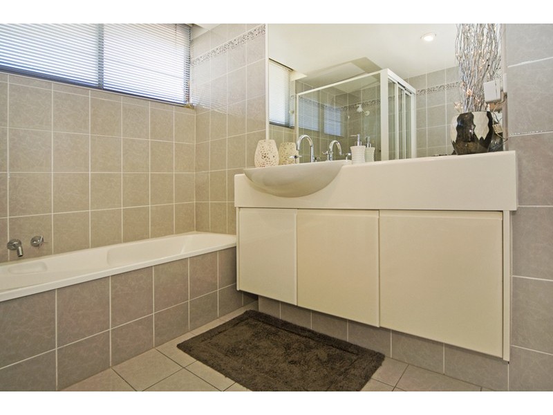 6/277 Golden Four Drive, Bilinga QLD 4225