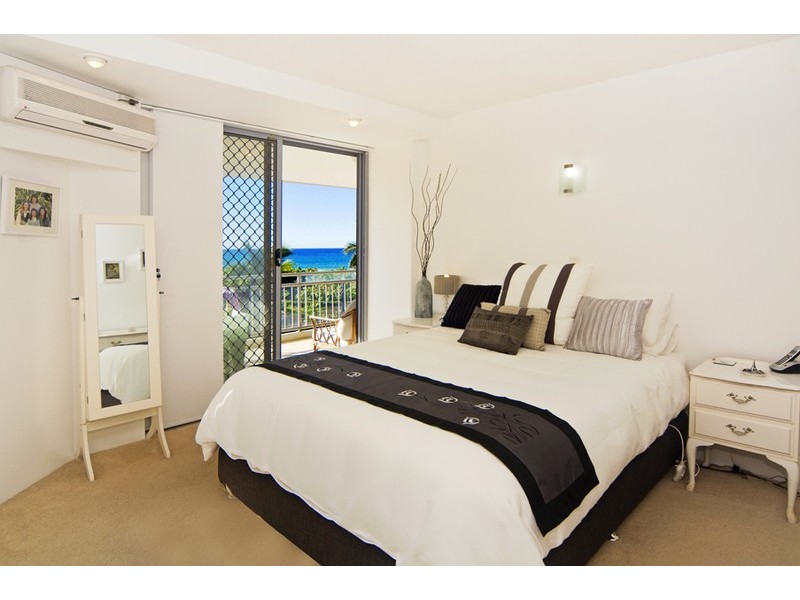 6/277 Golden Four Drive, Bilinga QLD 4225