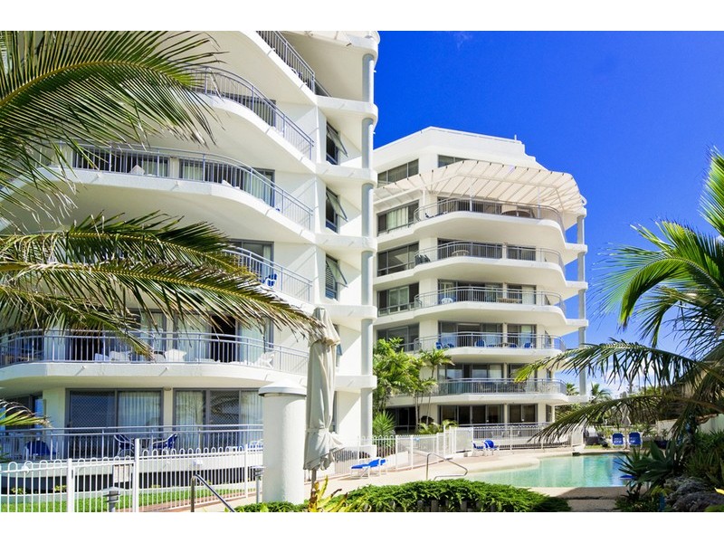 6/277 Golden Four Drive, Bilinga QLD 4225