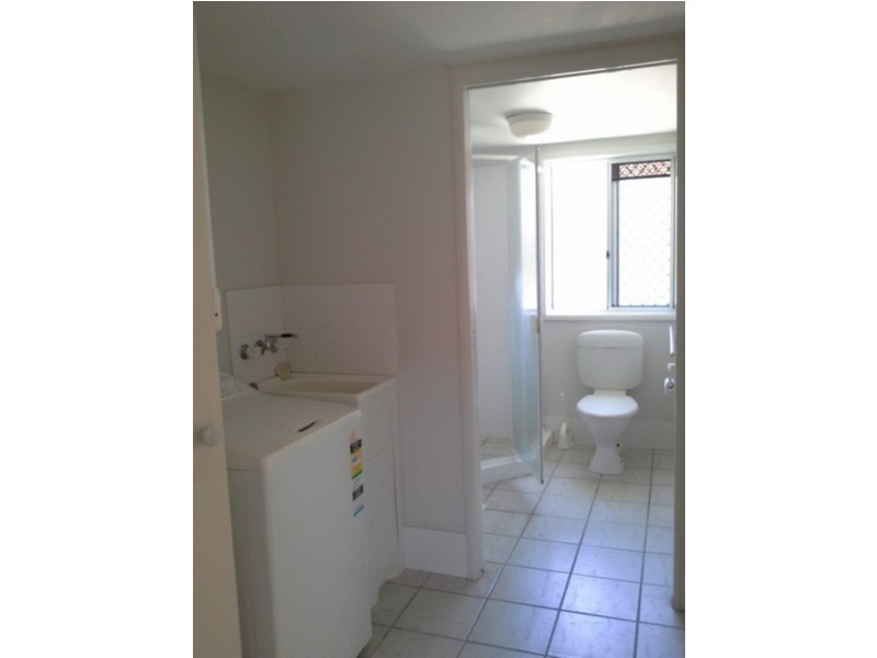 8/5 Lloyd Street, Southport QLD 4215