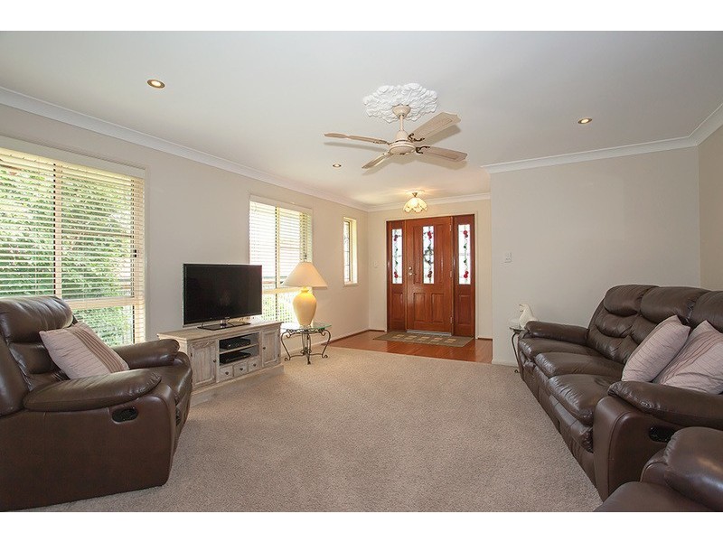 14 Dahlia Court, Middle Ridge QLD 4350