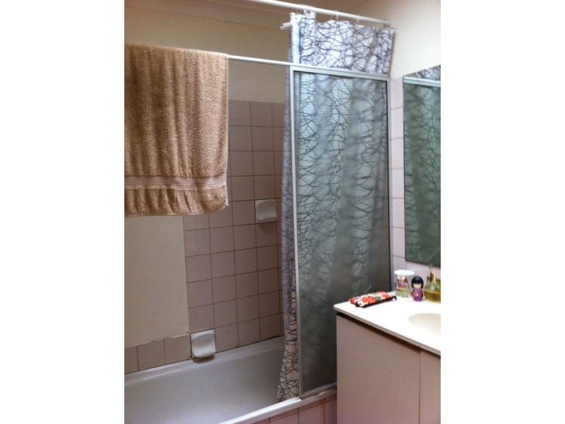 4/15 Golf Road, Parkwood WA 6147