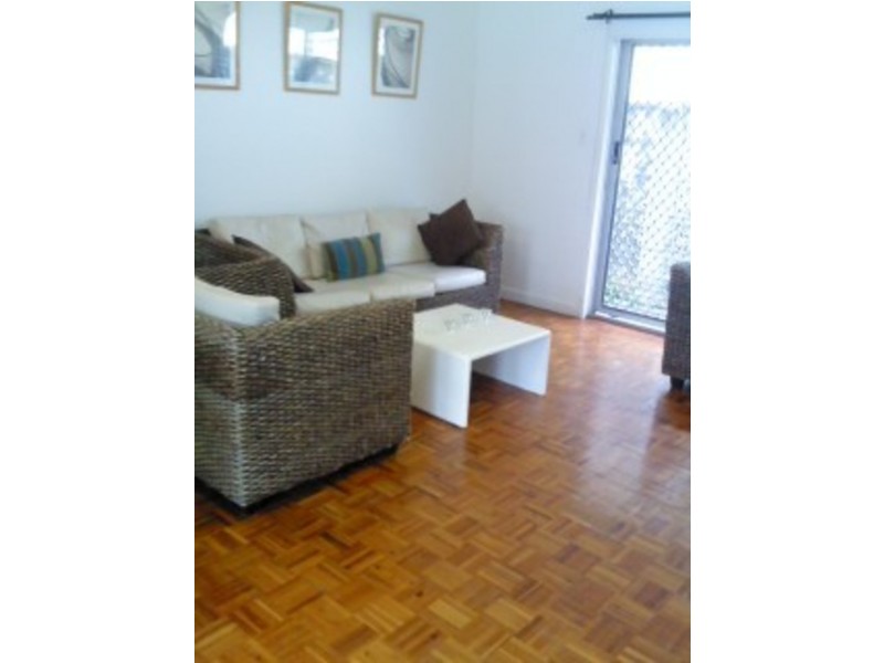 2/26 William St, Mermaid Beach QLD 4218