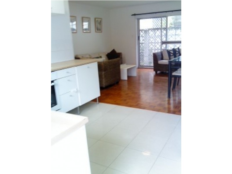 2/26 William St, Mermaid Beach QLD 4218