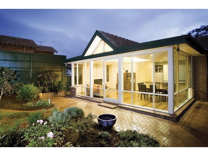 18 Lockhart Street, Camberwell VIC 3124