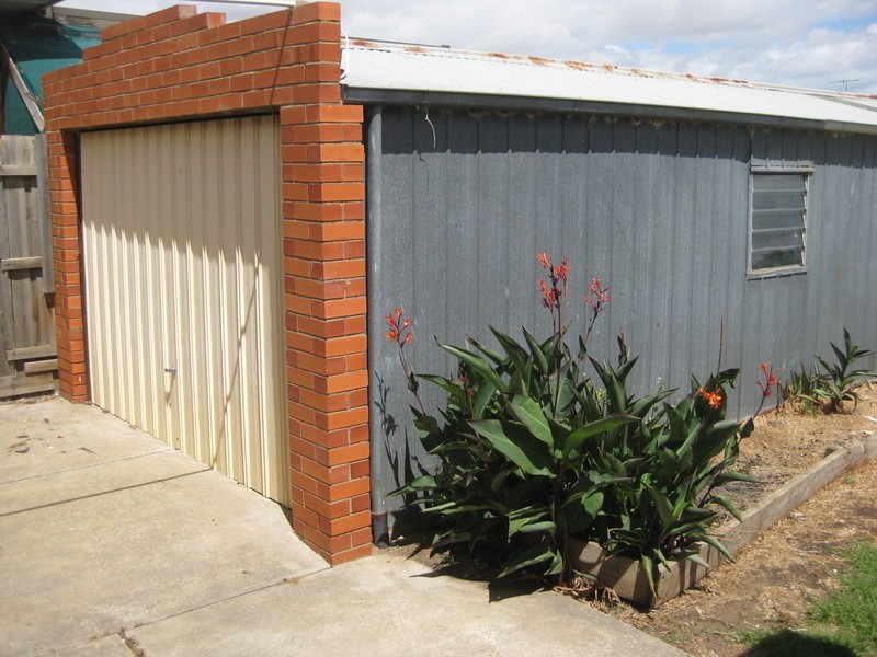 77 Metherall Street, Sunshine North VIC 3020