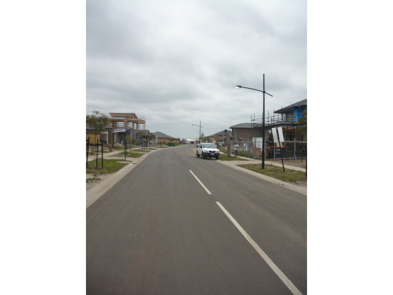 33 Berington Drive, Williams Landing VIC 3027