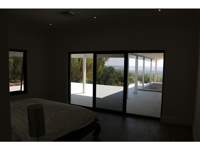 107 Morrissey Road, Bullsbrook WA 6084