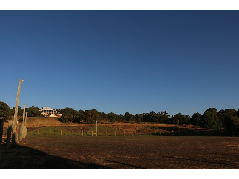 107 Morrissey Road, Bullsbrook WA 6084
