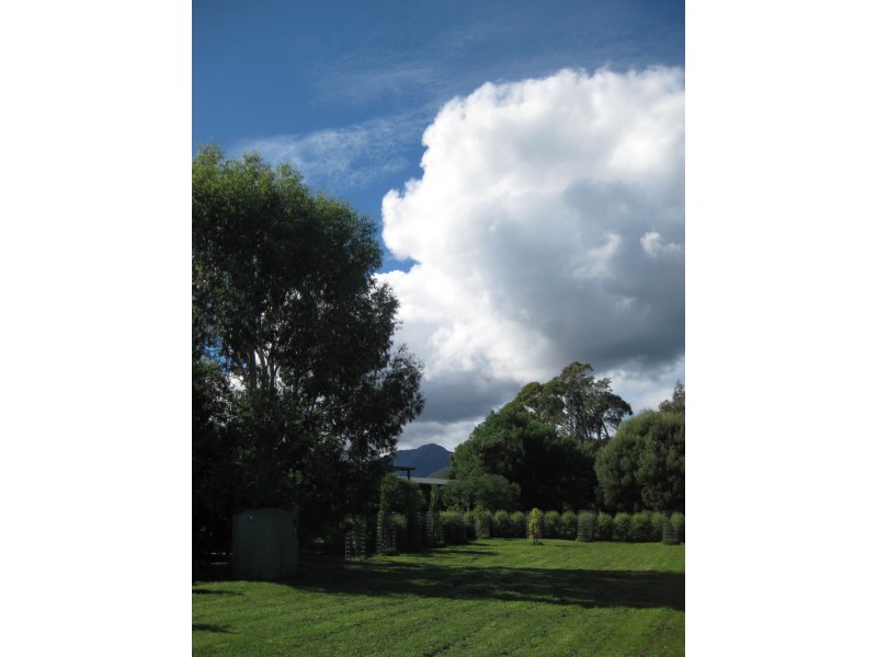 3 Lightwood Court, Merrijig VIC 3723