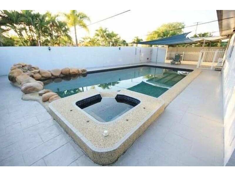 16 Daisy St, Kelso QLD 4815